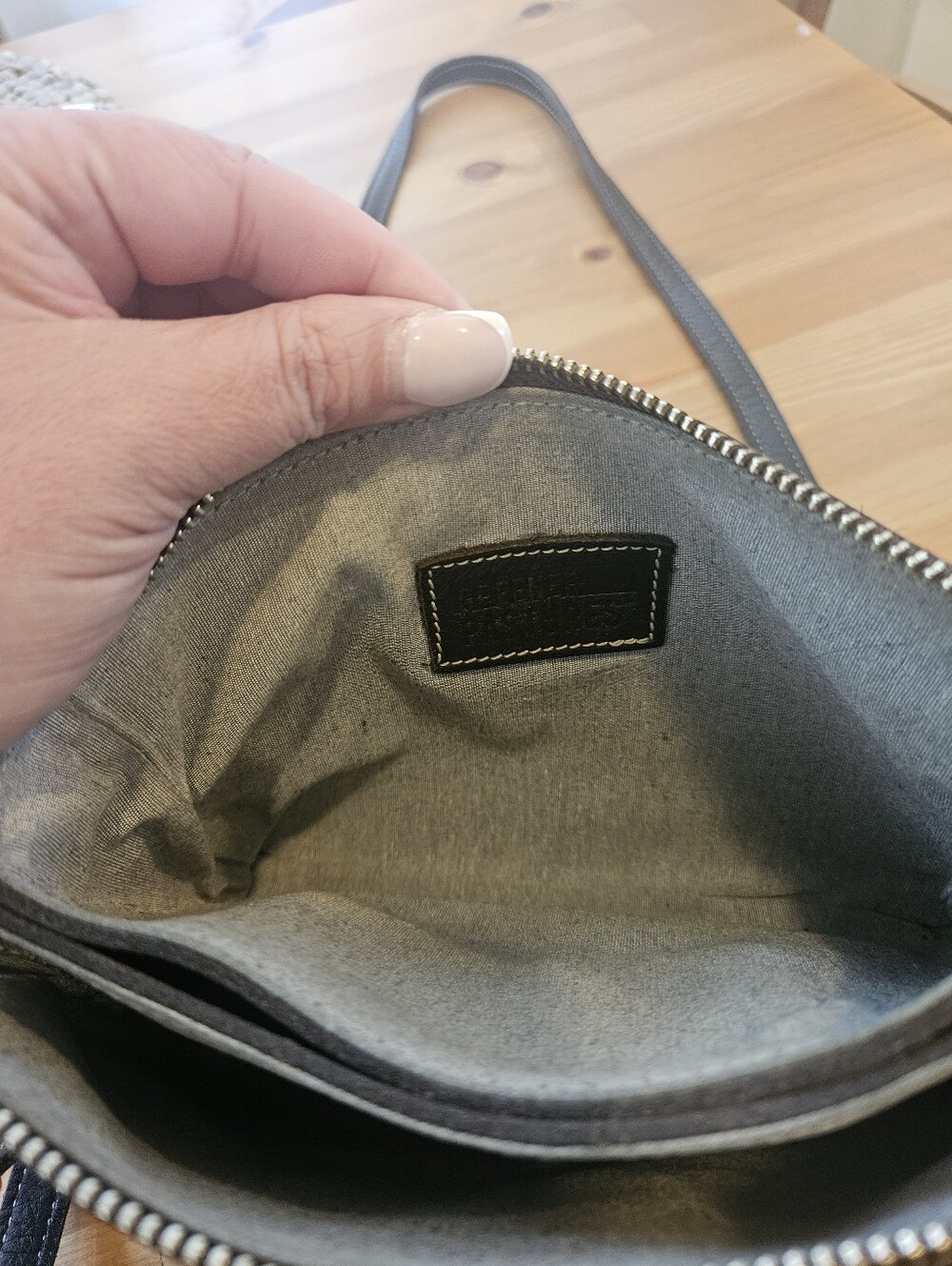 Roots Twinsie Bag 2.0 Cloud Crossbody Brown Leather - Picture 8 of 13